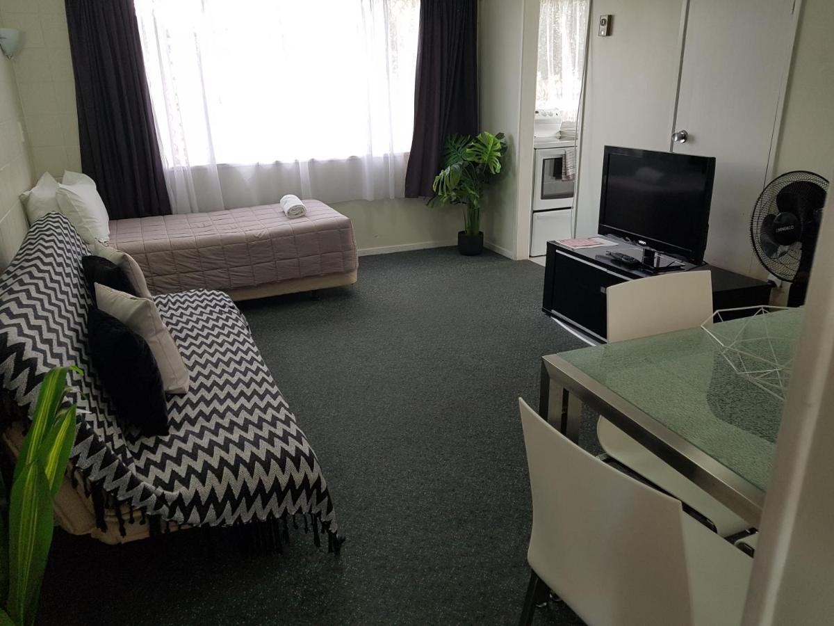 Parkview Motel Dargaville Exterior photo
